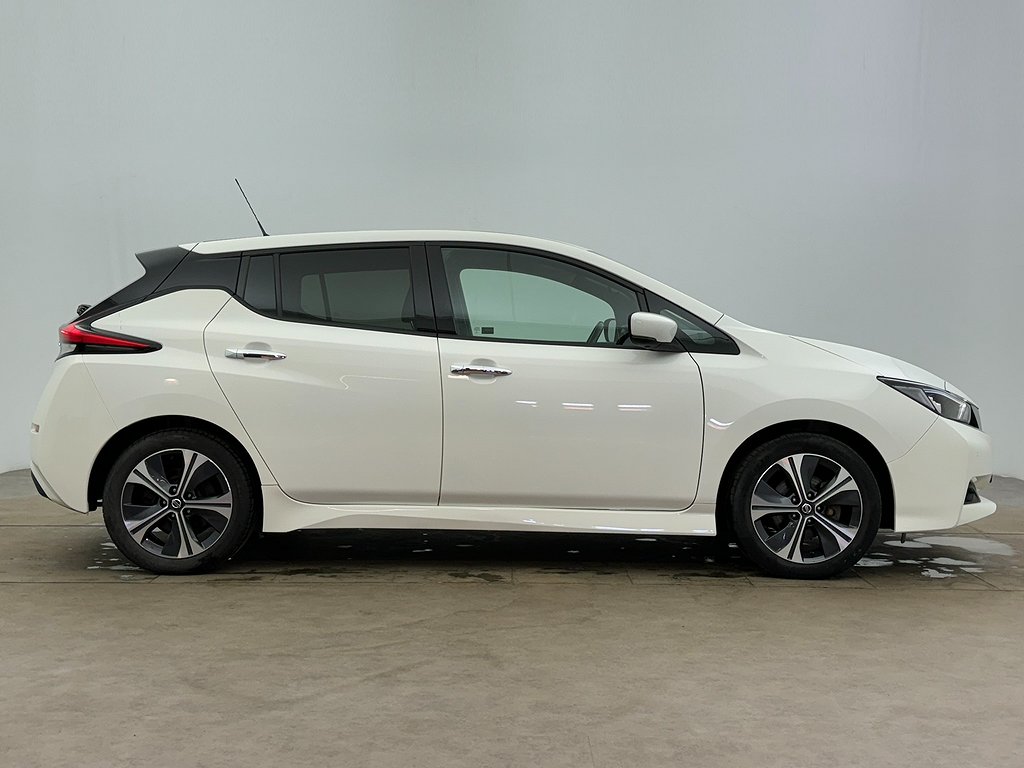 Nissan Leaf 40kwh Tekna | 360º | Carplay | Delskinn