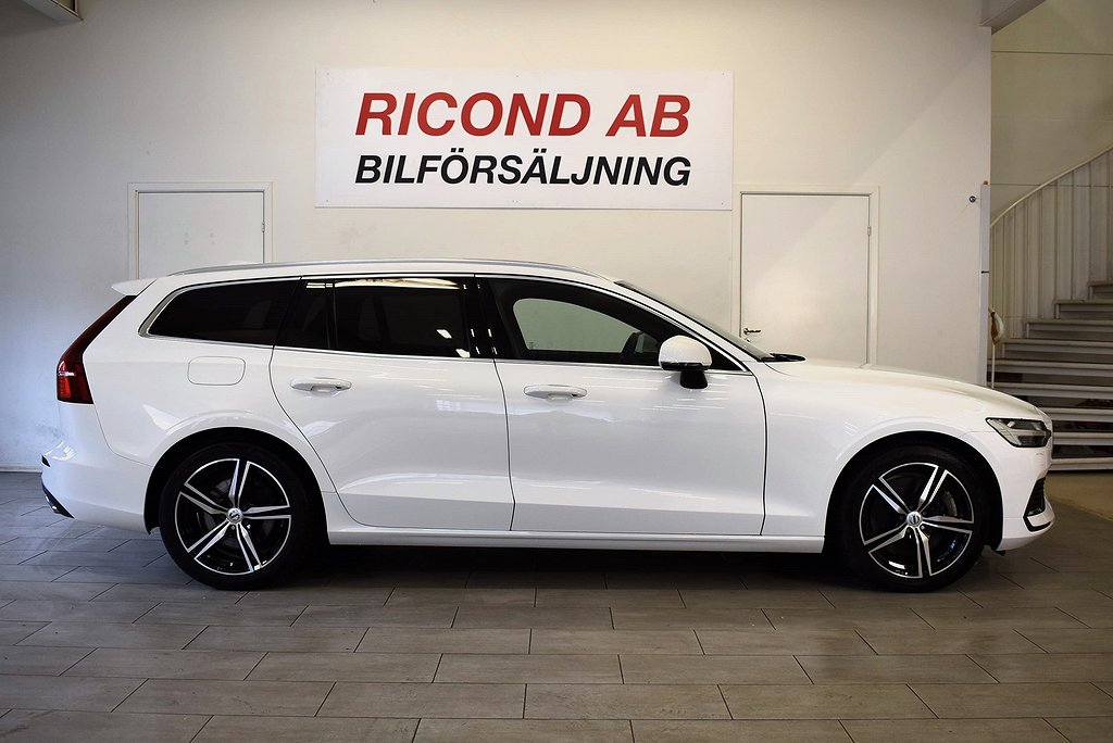 Volvo V60 T8 AWD 392HK INSCRIPTION VENTILERADE SÄTEN HARMAN