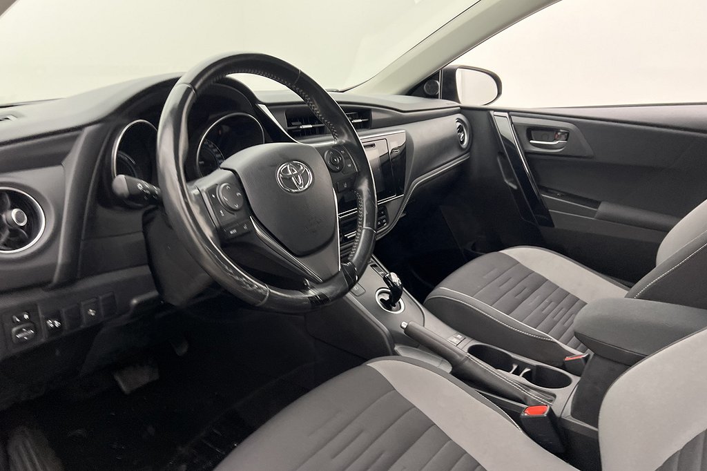 Toyota Auris Hybrid 136hk Active Kamera Välservad 0,36L/mil