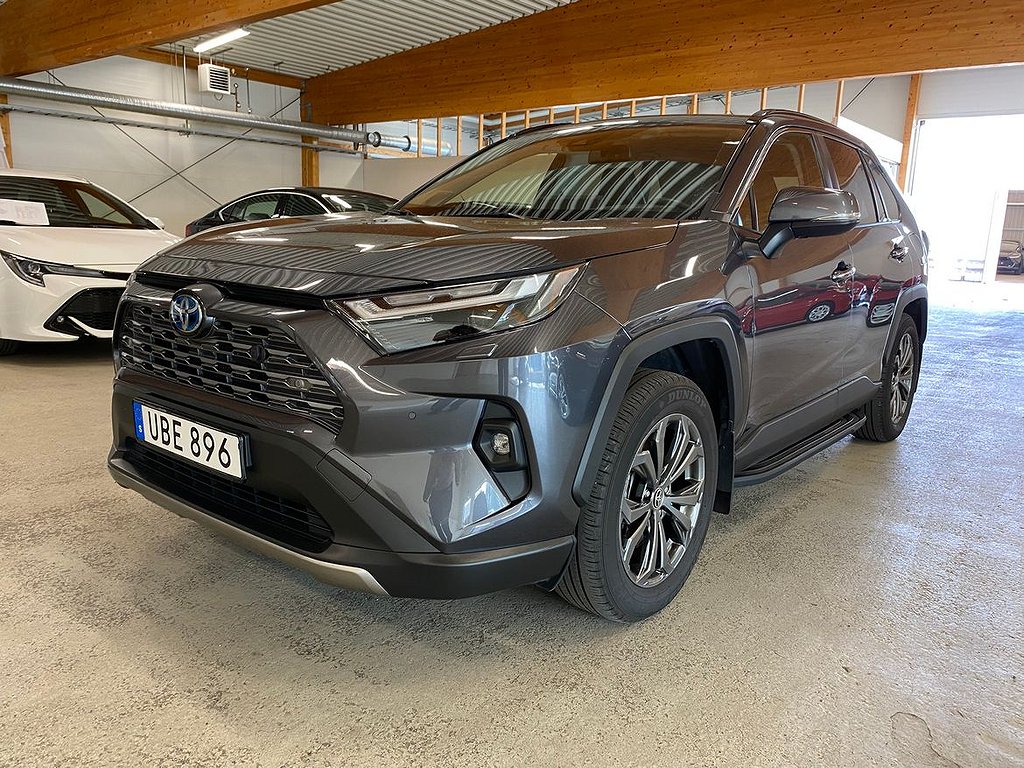 Toyota RAV4 Hybrid AWD-i 2,5 Executive JBL Motorvärmare Dragkrok Vinterhjul