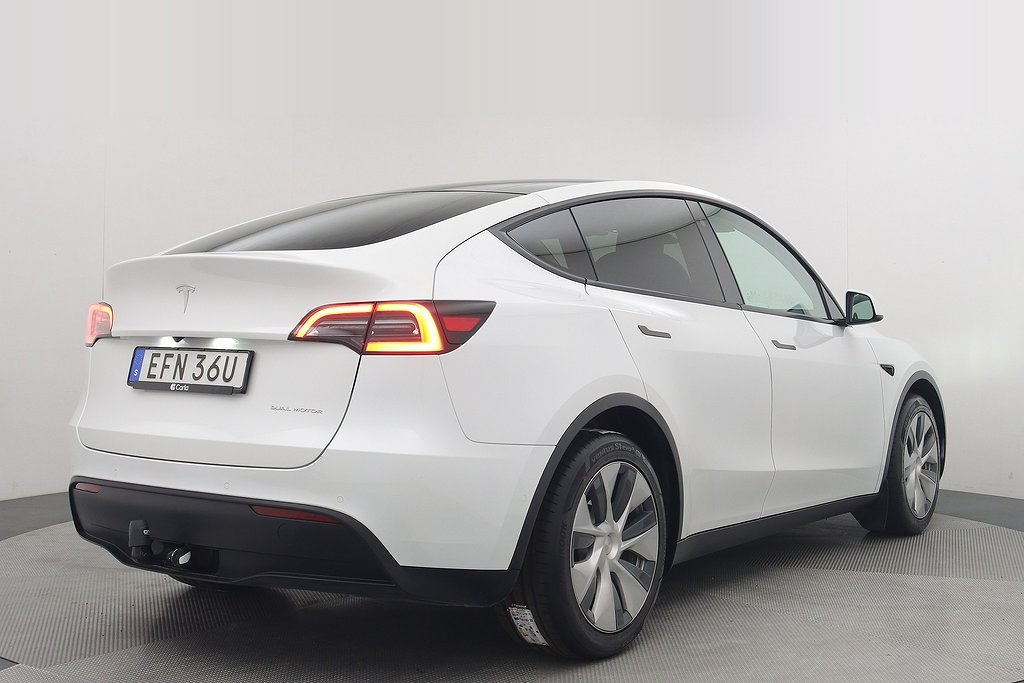 Tesla Model Y Long Range AWD Autopilot Pano Drag V-Hjul