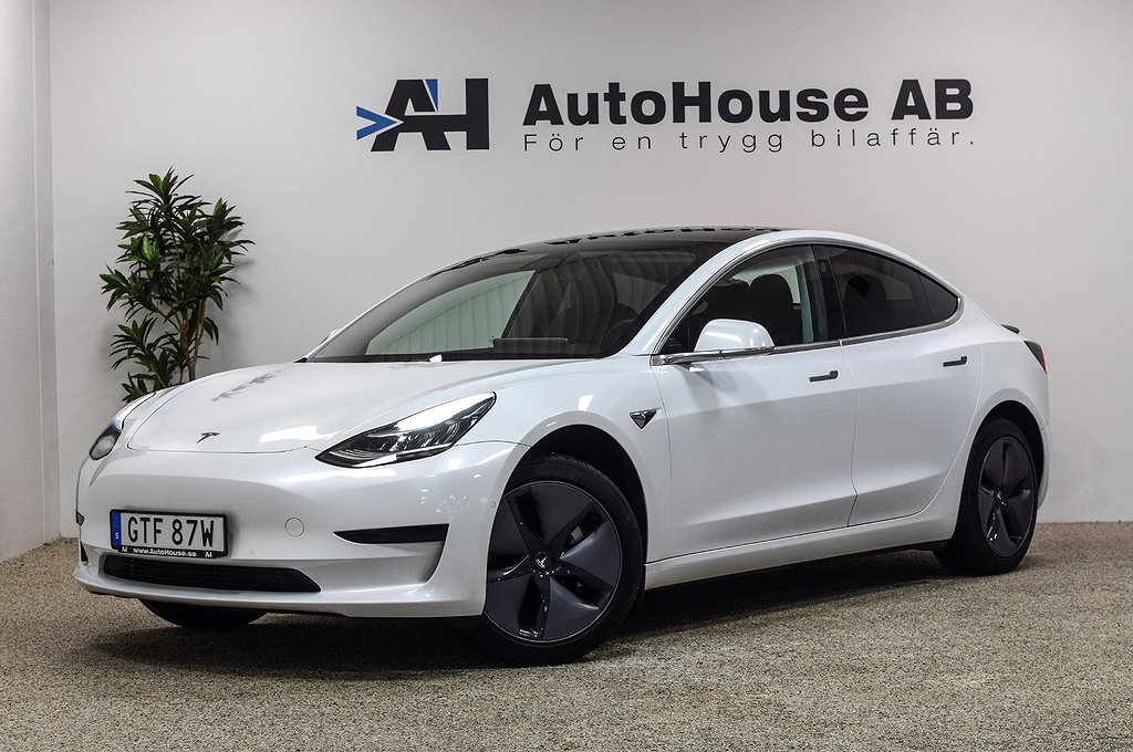 Tesla Model 3 Standard Range Plus AP Glastak Svensksåld