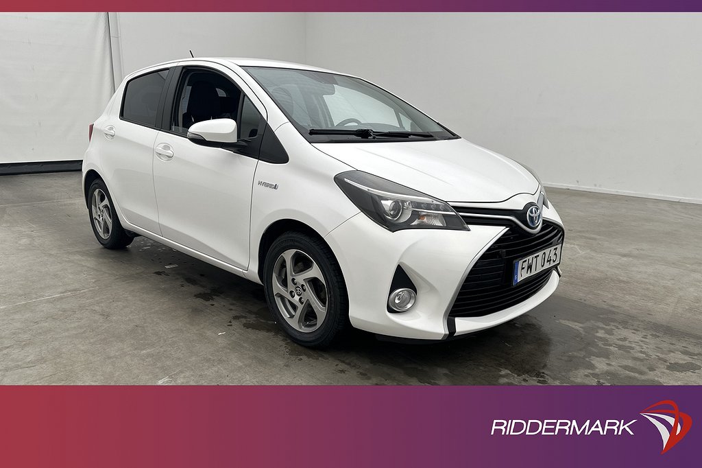 Toyota Yaris Hybrid e-CVT 101hk Active Värmare Kamera Navi