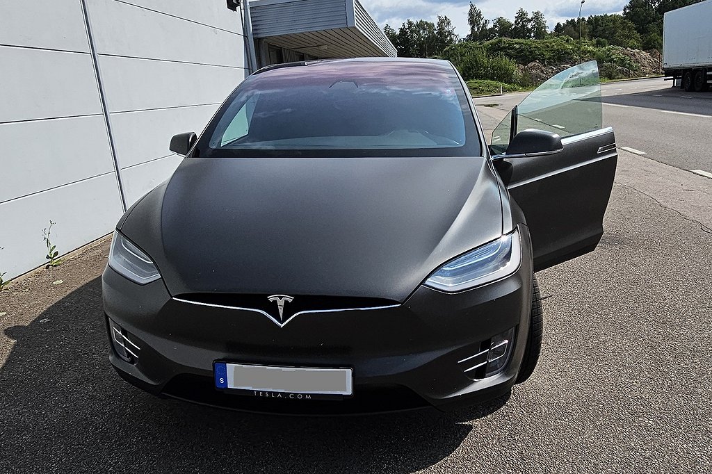 Tesla Model X Long Range 7-sits RAVEN Ut mars 20 CCS 1 ägare