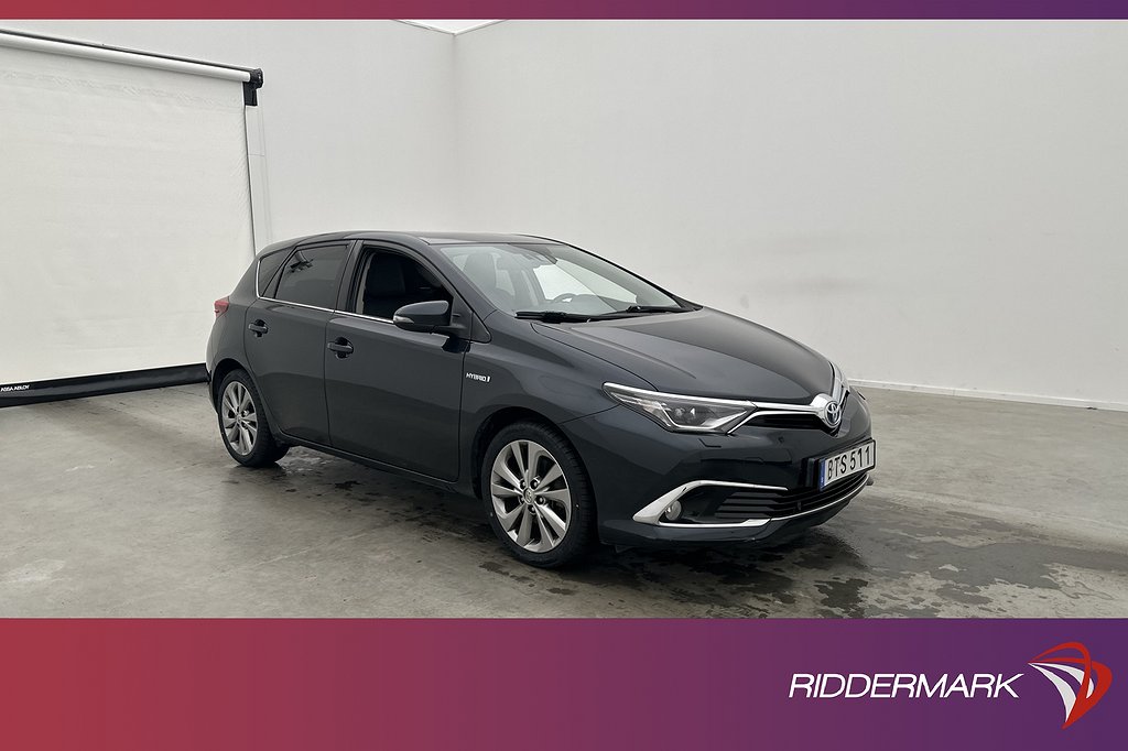 Toyota Auris Hybrid e-CVT Skinn/Tyg Värmare Kamera 0.35l/Mil