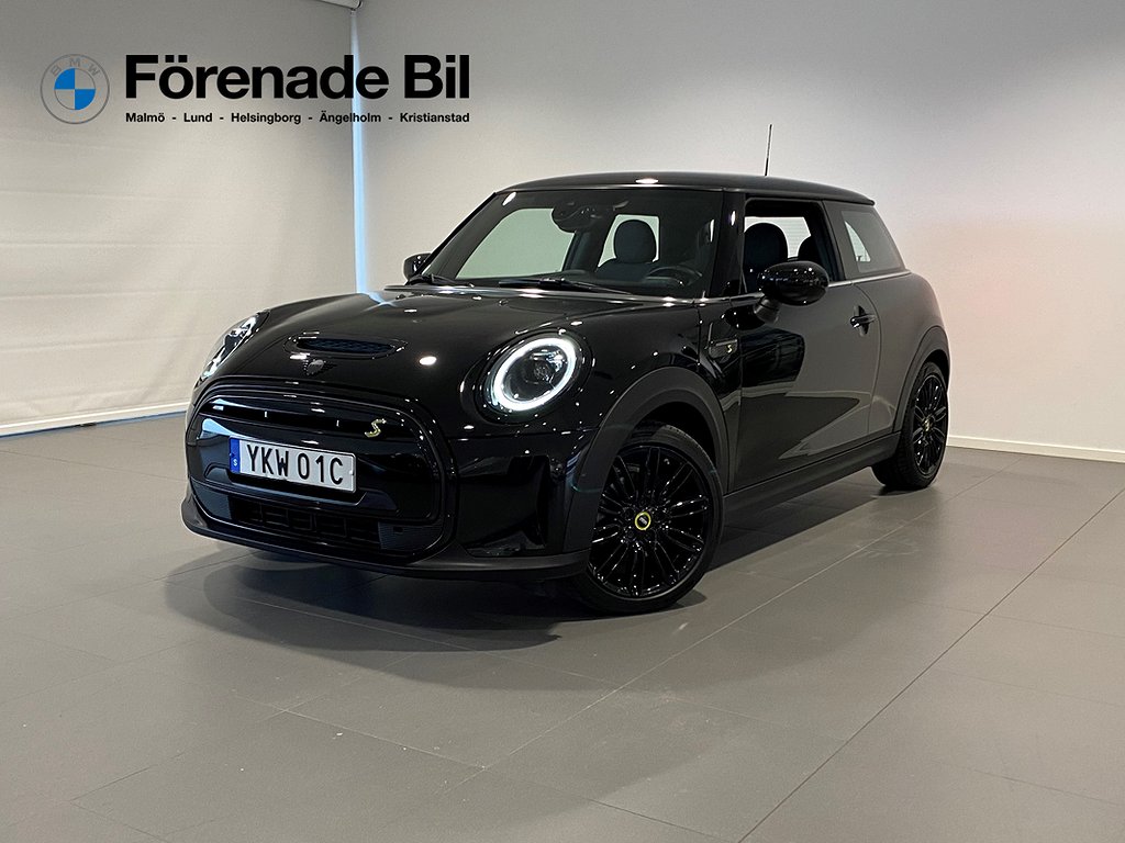 MINI Cooper SE Backkamera Farthållare Förb. Apple Carplay