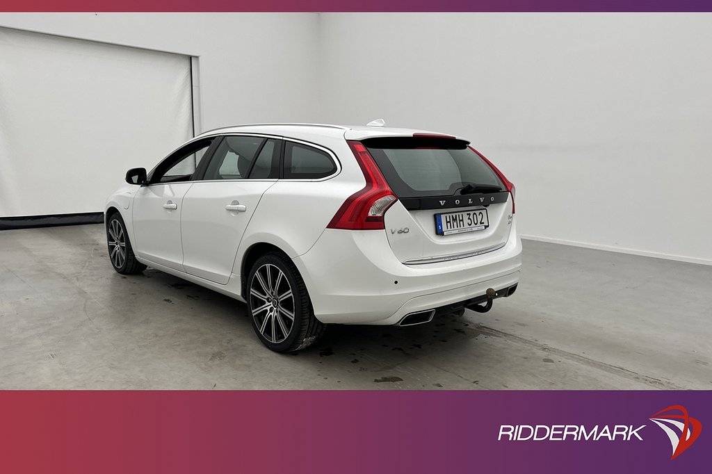 Volvo V60 D6 Plug-In AWD Summum VOC Värm Taklucka Skinn Drag