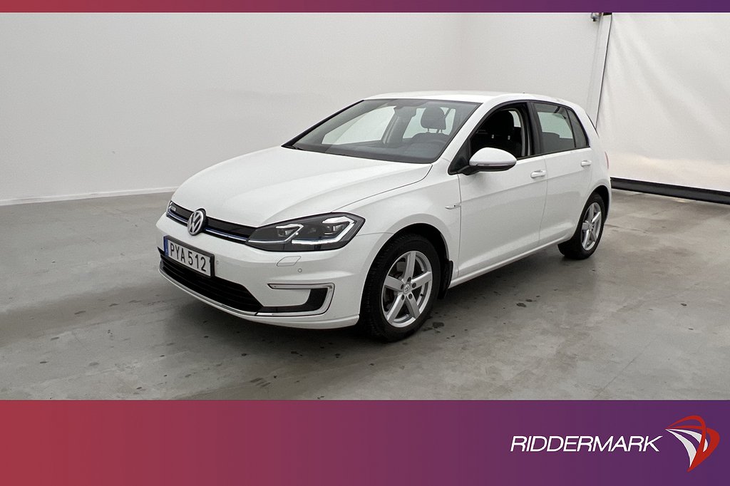 Volkswagen Golf 35.8 kWh 136hk Pluspaket M&K-Värmare Kamera