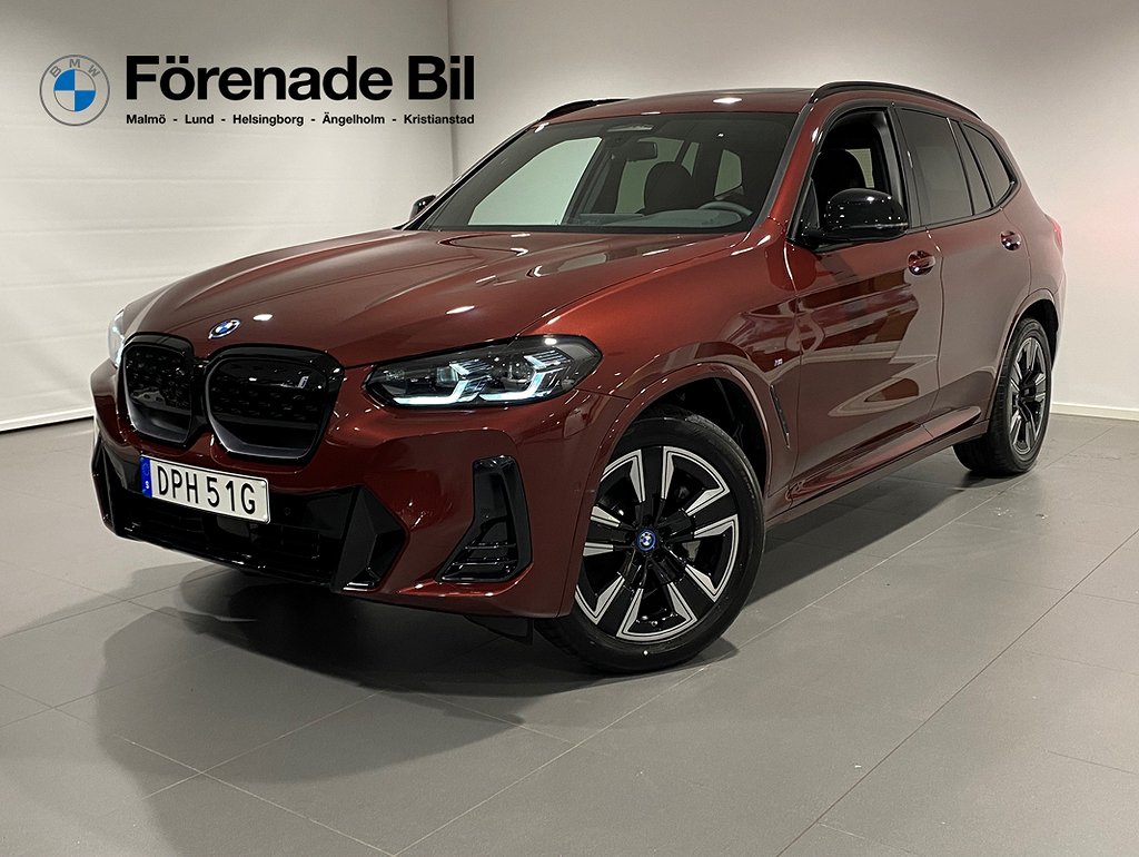 BMW iX3 Charged Paket Sätesminne Pano Farth. Backkamera Drag