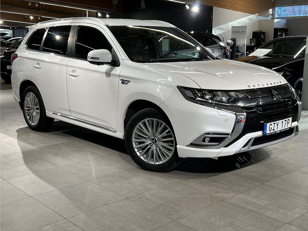 Mitsubishi Outlander Business X 2.4 Plug-in Hybrid 136hk Aut AWD – P-VÄRMARE, 360-KAM