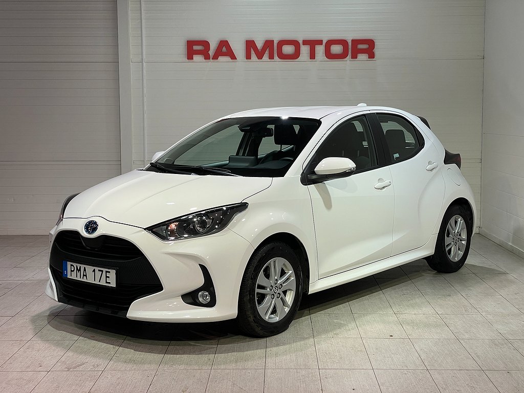 Toyota Yaris Hybrid CVT Active | B-Kam | MOMS