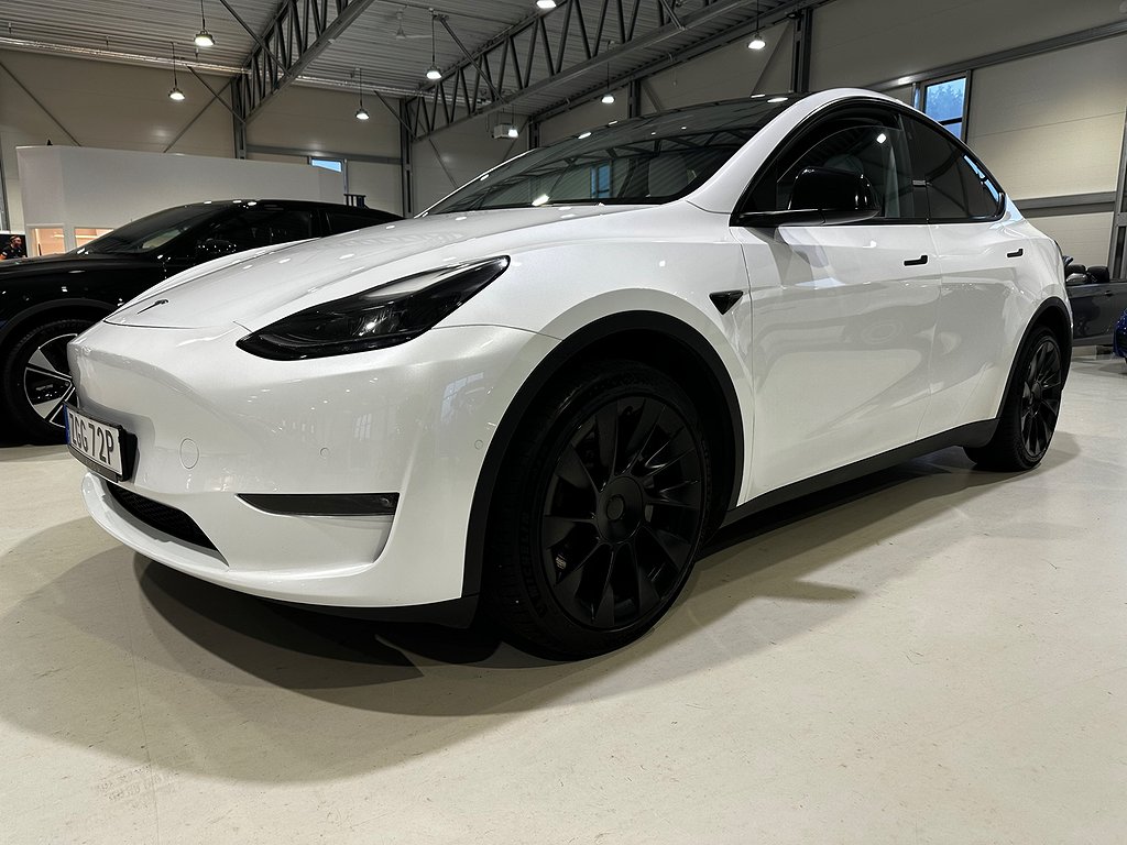 Tesla Model Y Long Range AWD