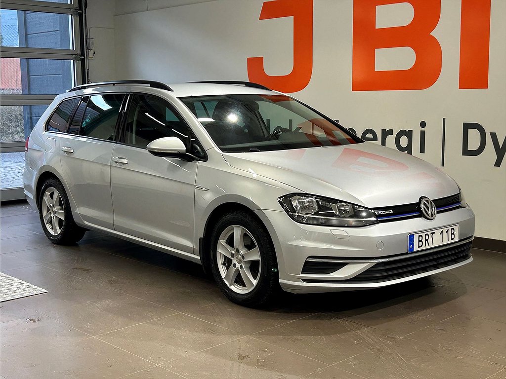 Volkswagen Golf SportCombi Base 1,5 TGI BlueMotion 130hk Aut – BACKKAMERA