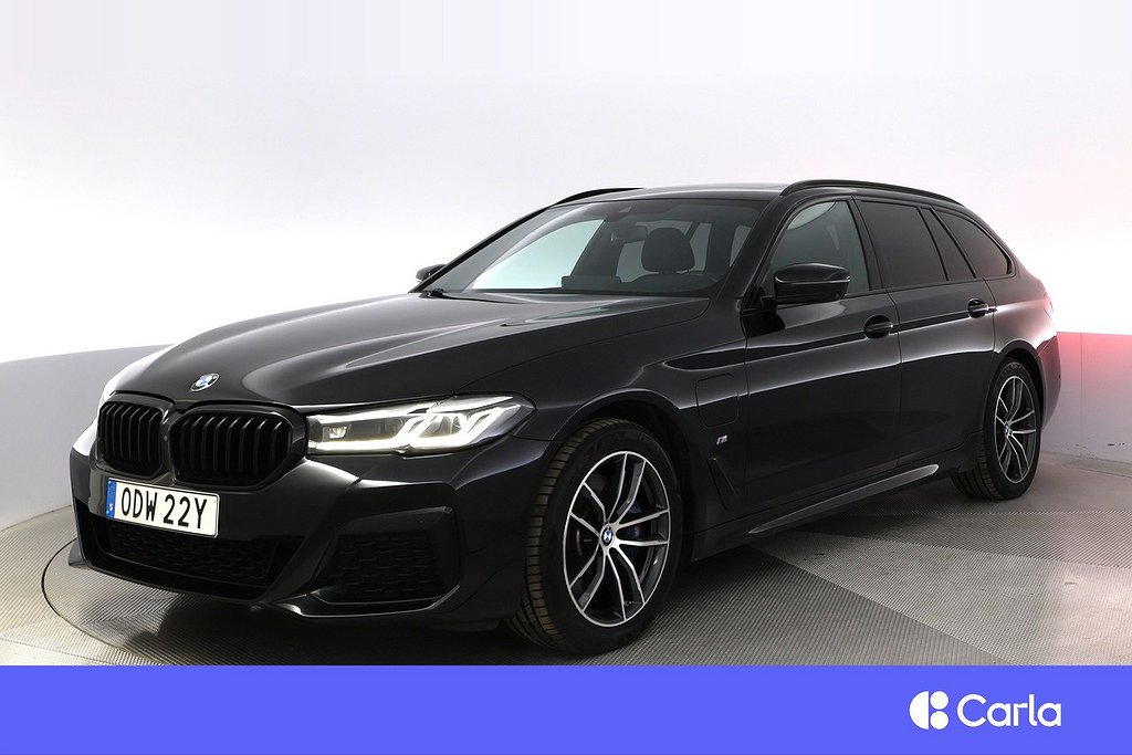 BMW 530e xDrive Touring M-sport Pano 360 HUD Drag V-Hjul