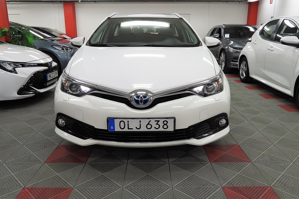 Toyota Auris Touring Sports Hybrid e-CVT Active SoV hjul EU6