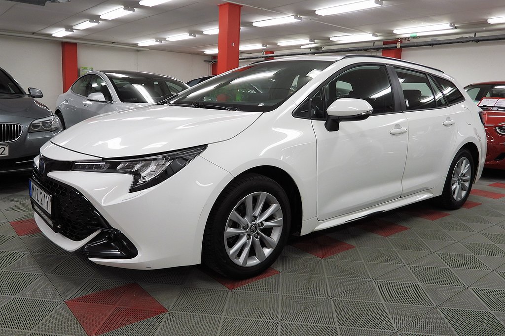 Toyota Corolla Touring Sports Hybrid e-CVT Active Nav Carplay EU6