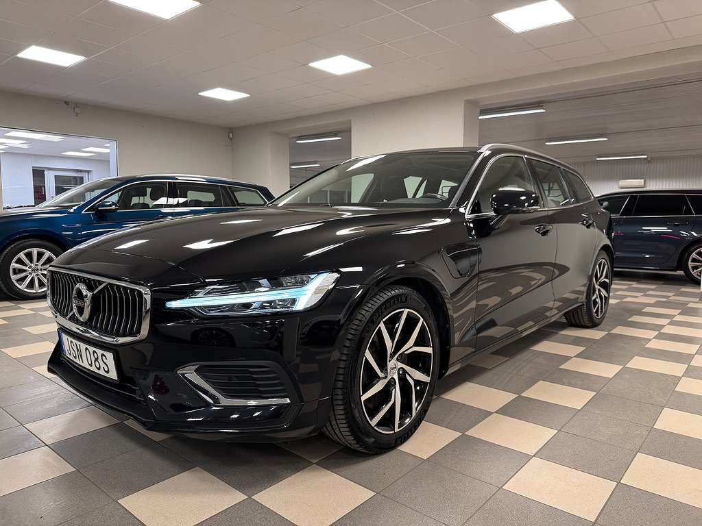 Volvo V60 T6 AWD TE Helskinn Panorama Inscription Navi Kamera CarPlay Drag