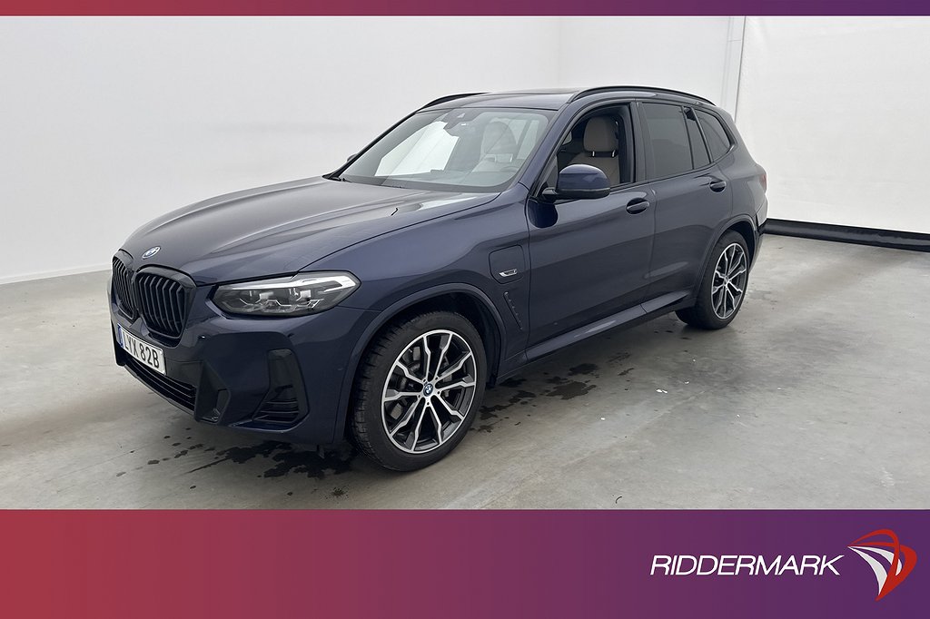 BMW X3 xDrive30e M Sport Pano HiFi Kamera Navi Skinn Drag