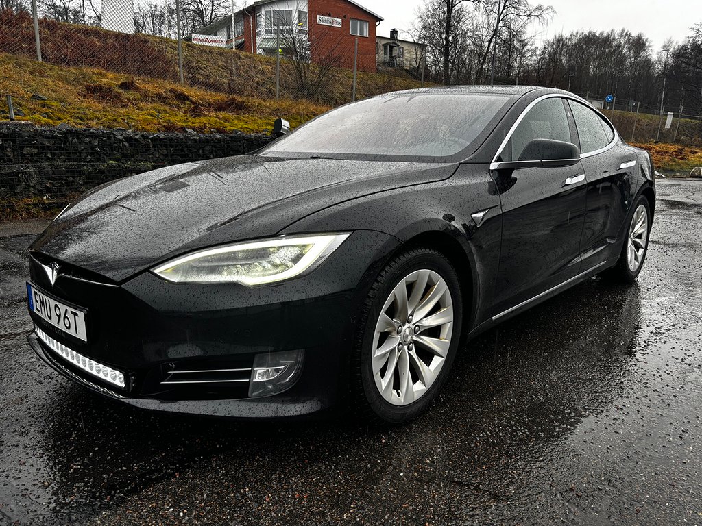 Tesla Model S Long Range AWD 423HK 1Äg Sv-Såld MOMS/VAT