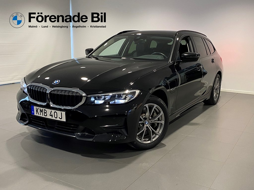 BMW 330e xDrive Touring Sportline Adaptiv Farth. Komfort