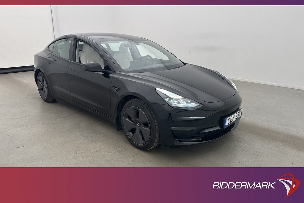 Tesla Model 3 Long Range AWD Svensksåld Ljus interiör AP