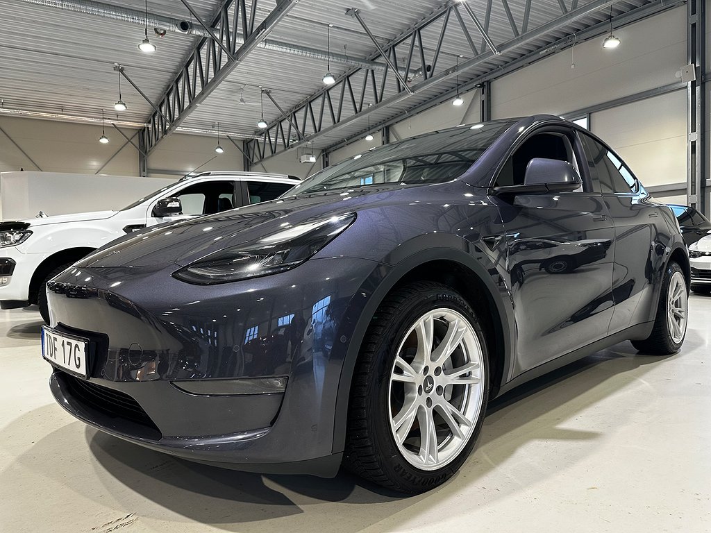 Tesla Model Y Long Range AWD DM